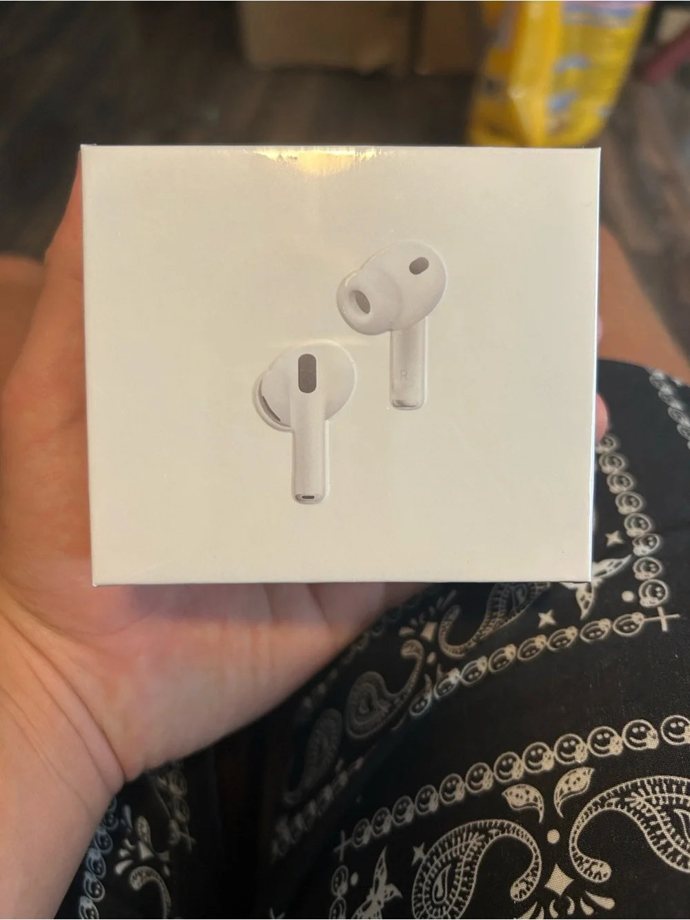 Apple True Wireless Earbuds with Charging Case - White